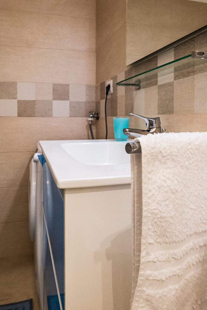 Bagno del Paradiso sul Mare a Brolo