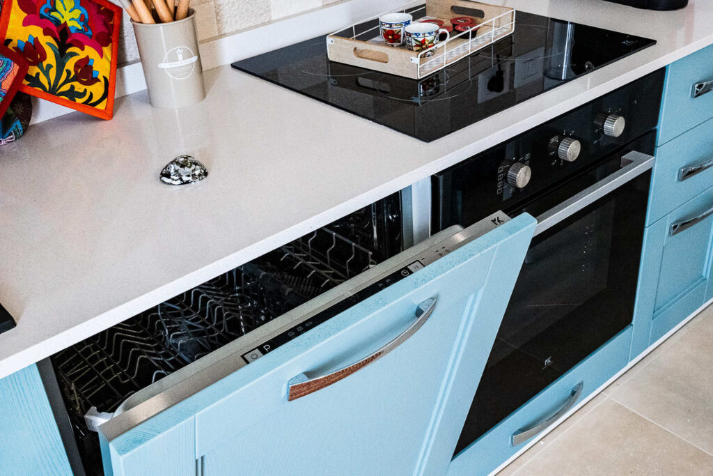 Particolari della cucina del Paradiso sul Mare a Brolo